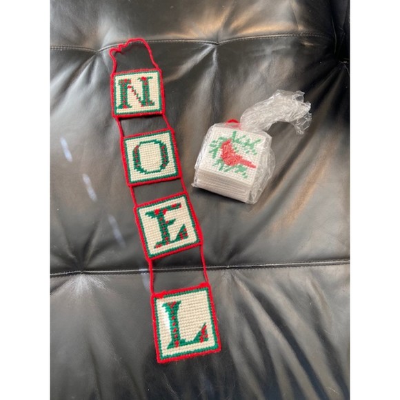 VINTAGE HANDMADE COASTERS NOEL HANGING Plastic Canvas Christmas Red Birds - Picture 3 of 8